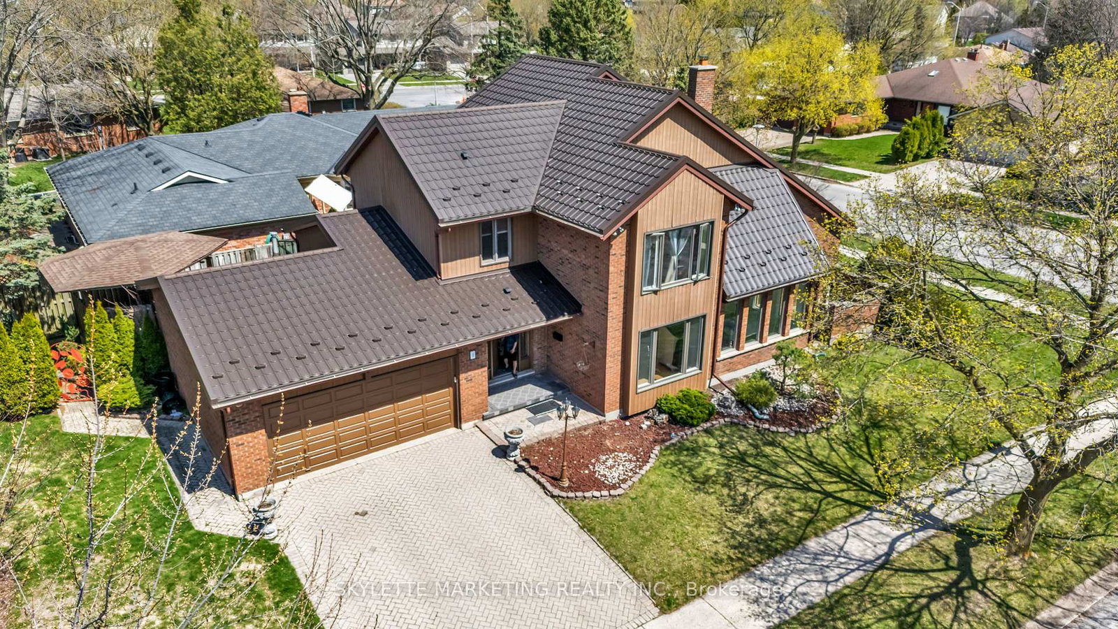 2-deer-valley-crescent-london-south-ontario-x13068234