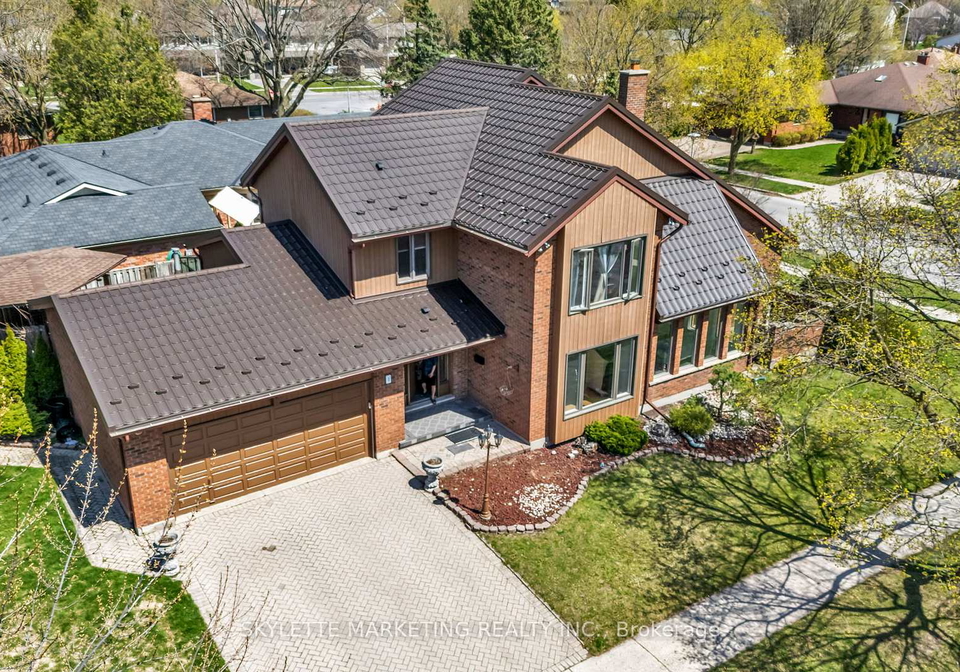 2-deer-valley-crescent-london-south-ontario-x13068234
