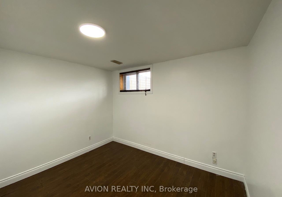 19-poplar-crescent-london-south-ontario-x13068420
