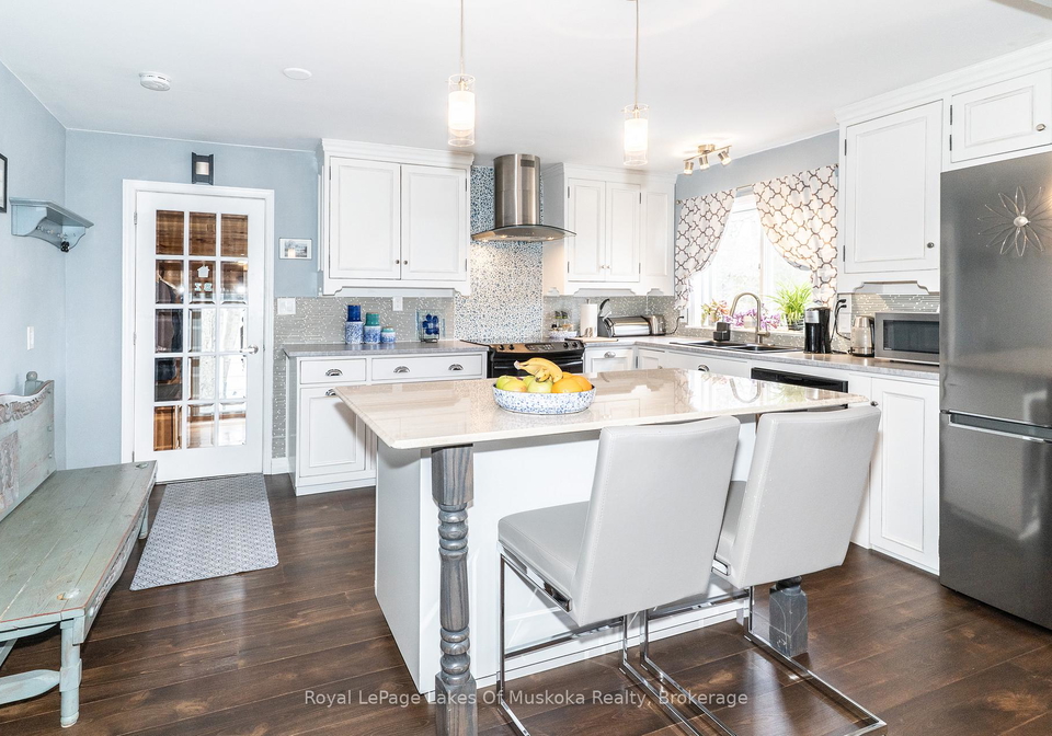 295-bishop-street-gravenhurst-ontario-x13068426