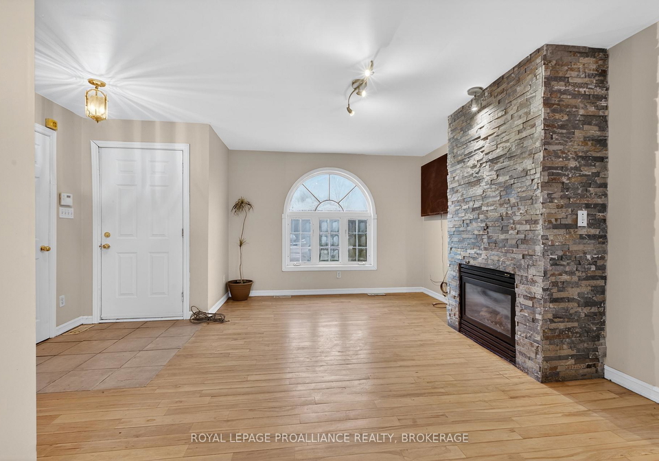 3081-barnaby-court-kingston-ontario-x13068484