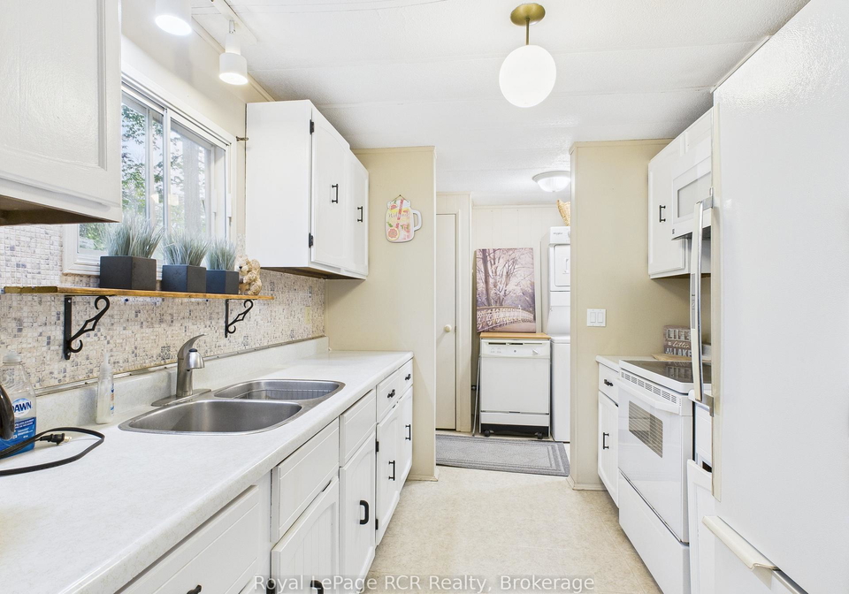 112-huron-road-huron-kinloss-ontario-x13068516