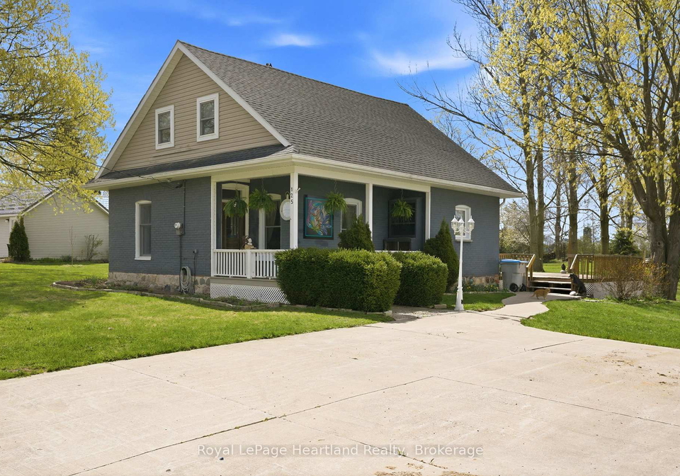 125-johns-avenue-central-huron-ontario-x13068550