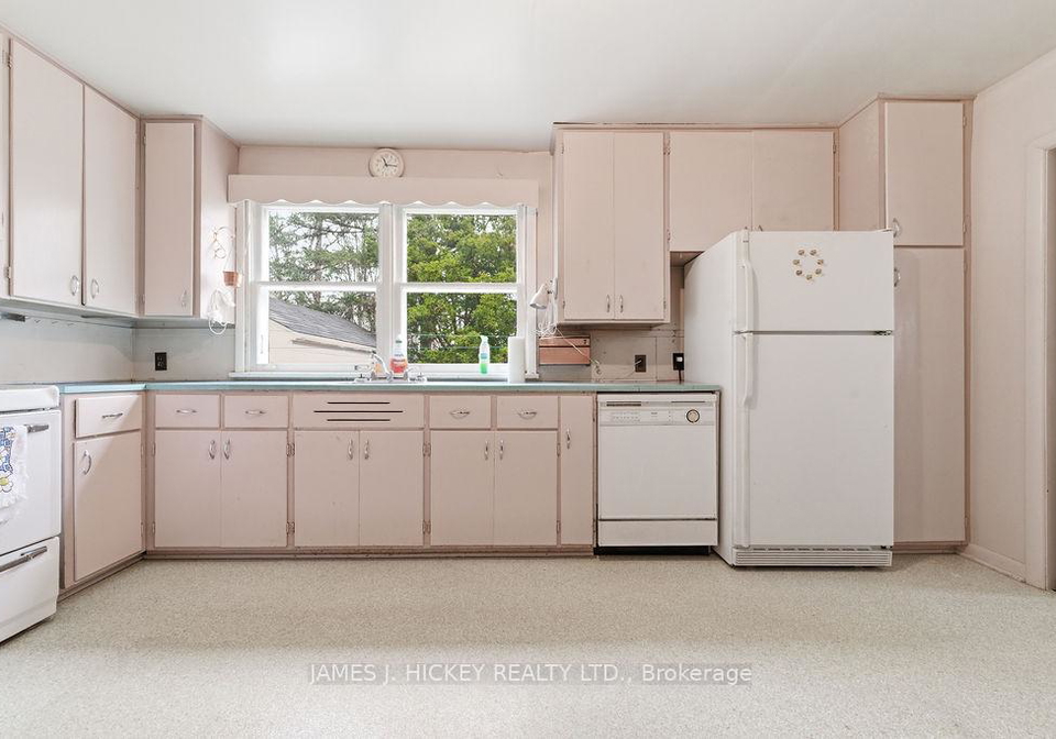 30-laurier-avenue-deep-river-ontario-x13068576