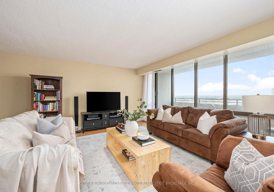 380-king-street-london-east-ontario-x13068624