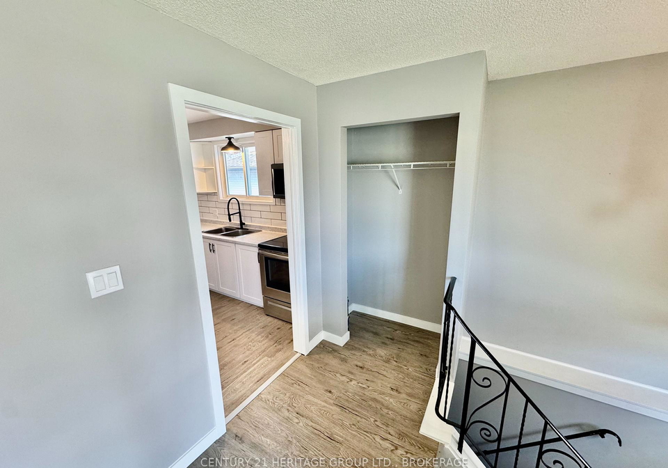 356-owens-crescent-kingston-ontario-x13068680