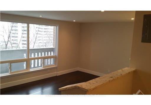 1100-ambleside-drive-ottawa-ontario-x13068702