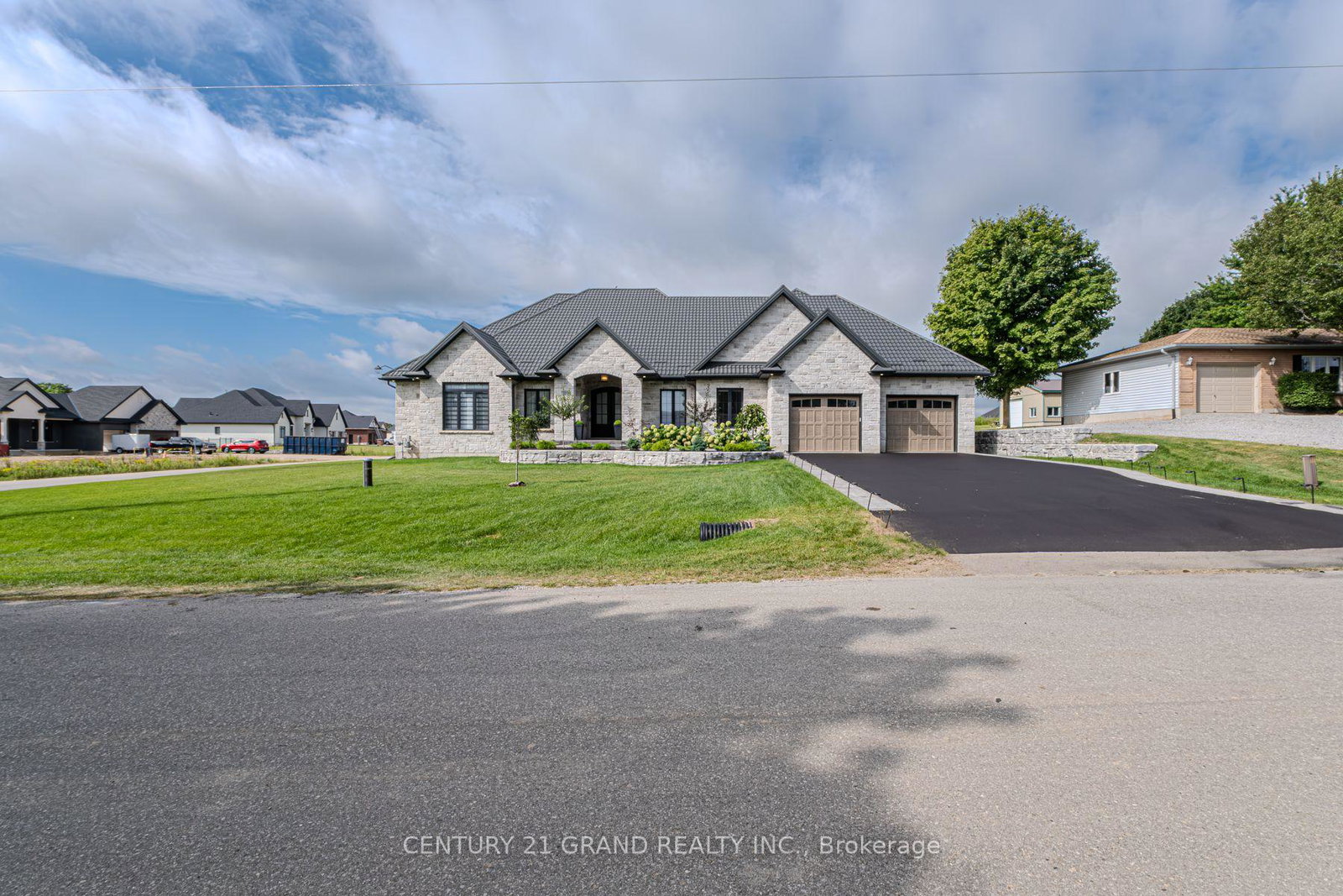 18-bannister-street-brant-ontario-x13068712