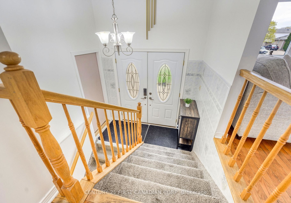 375-trudeau-drive-sarnia-ontario-x13068806