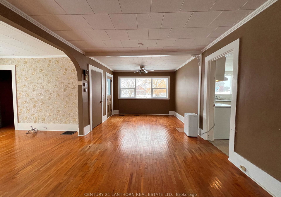 1205-county-road-18-prince-edward-county-ontario-x13069012