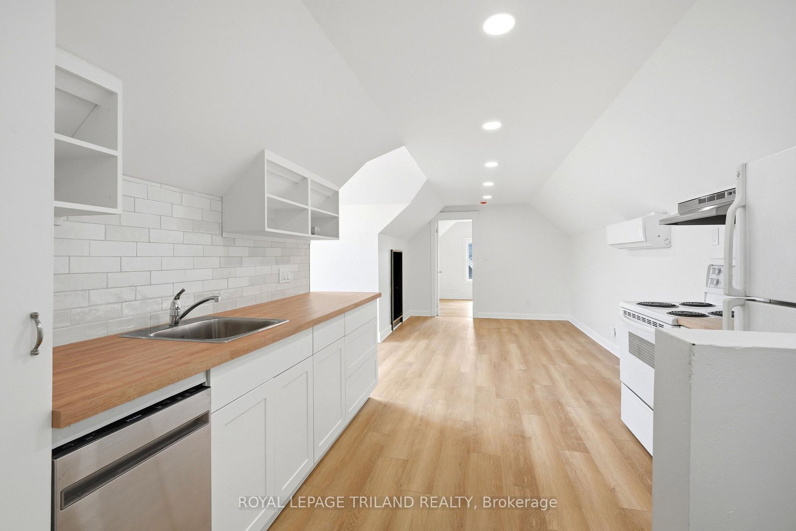 84-smith-street-london-east-ontario-x13069082