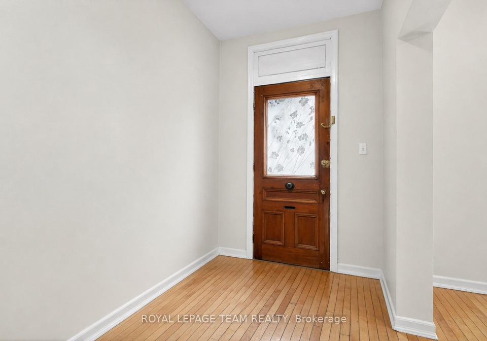 8-lewis-street-ottawa-ontario-x13069300