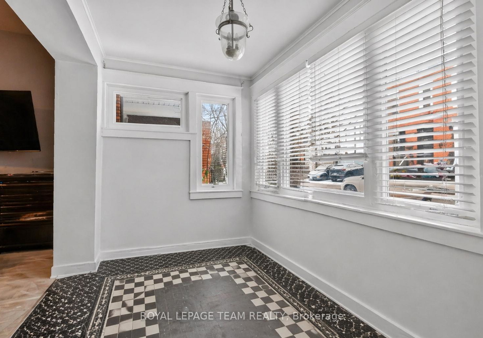 12-lewis-street-ottawa-ontario-x13069314
