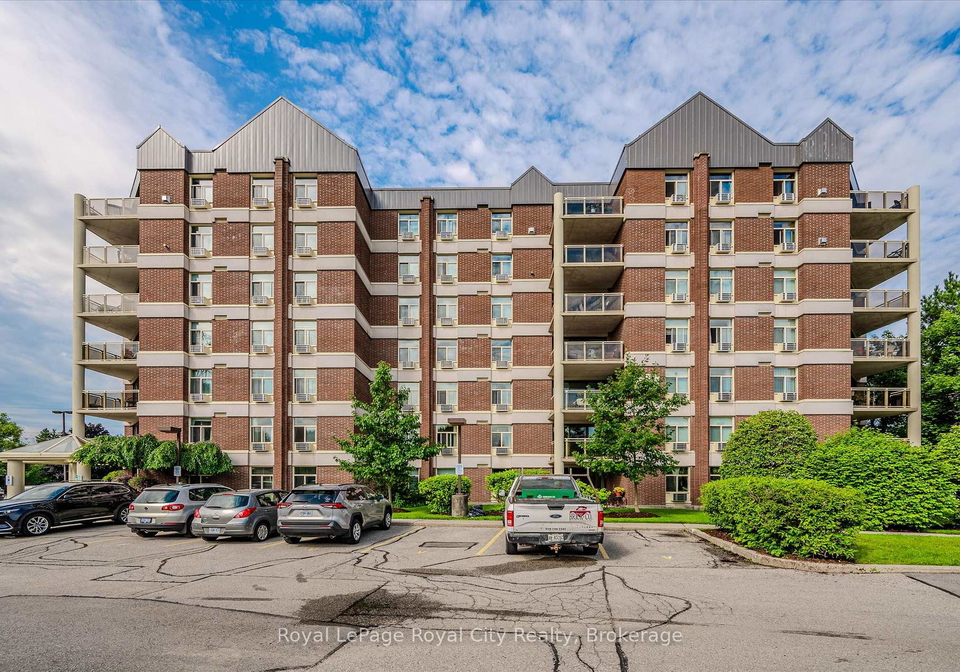8-christopher-court-guelph-ontario-x13069378