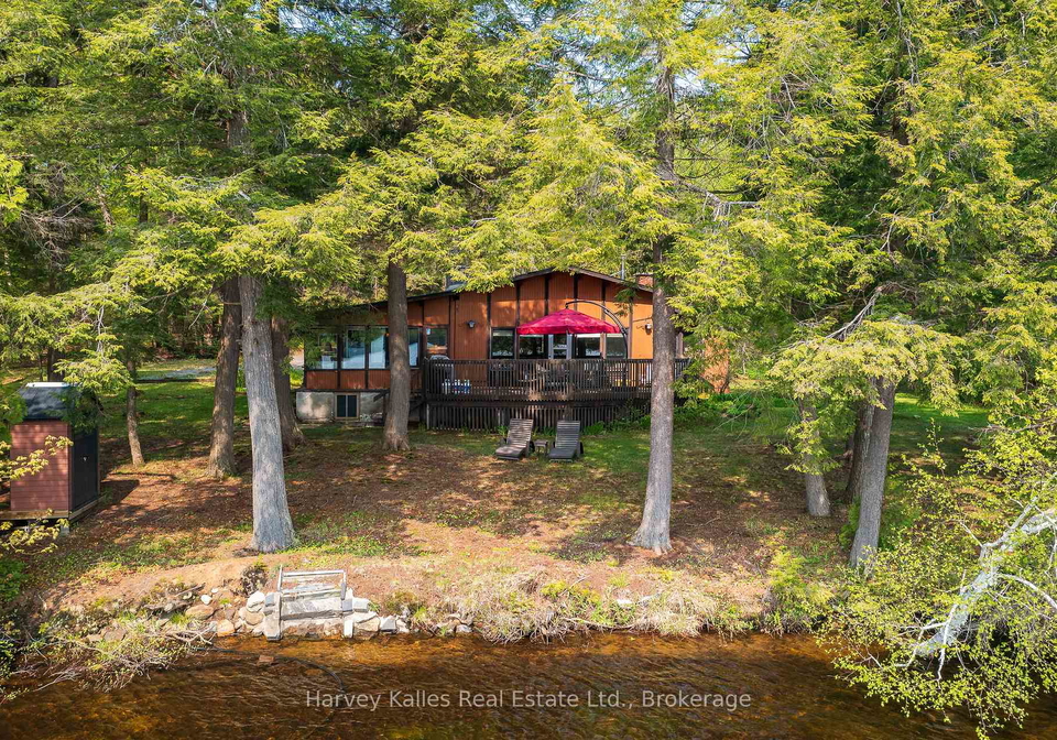 1033-scott-lane-lake-of-bays-ontario-x13069398