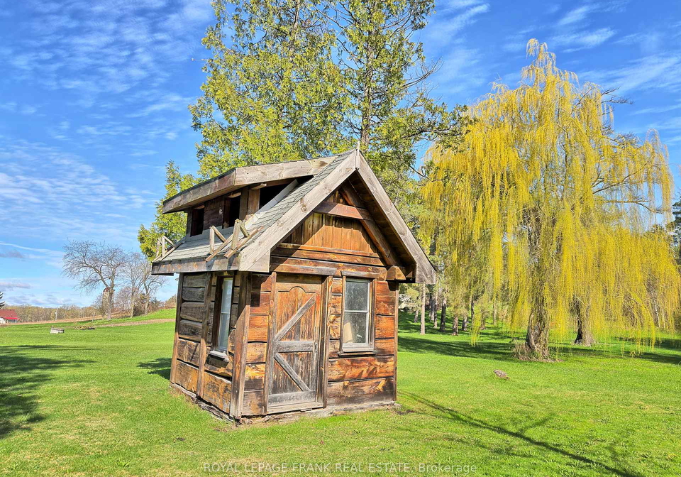 1464-county-road-28-quinte-west-ontario-x13069726