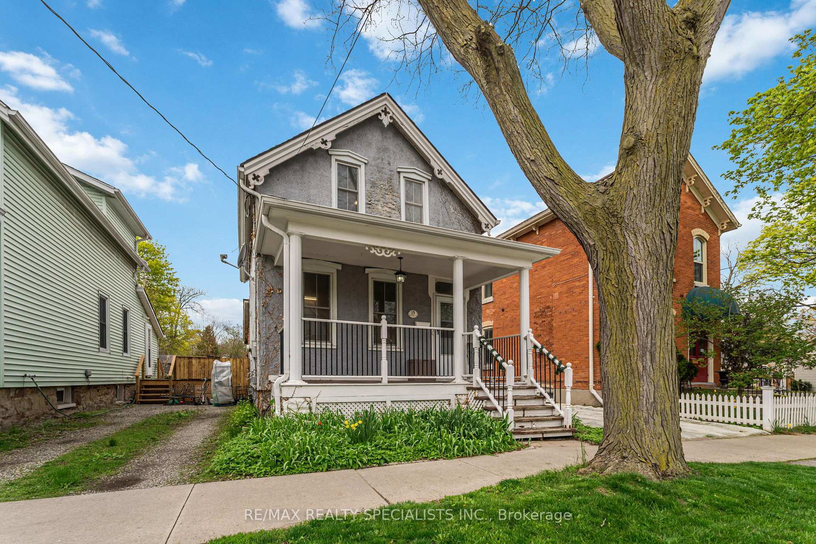 15-catherine-street-st-catharines-ontario-x13069800