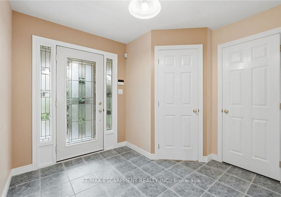 42-archer-way-hamilton-ontario-x13069826