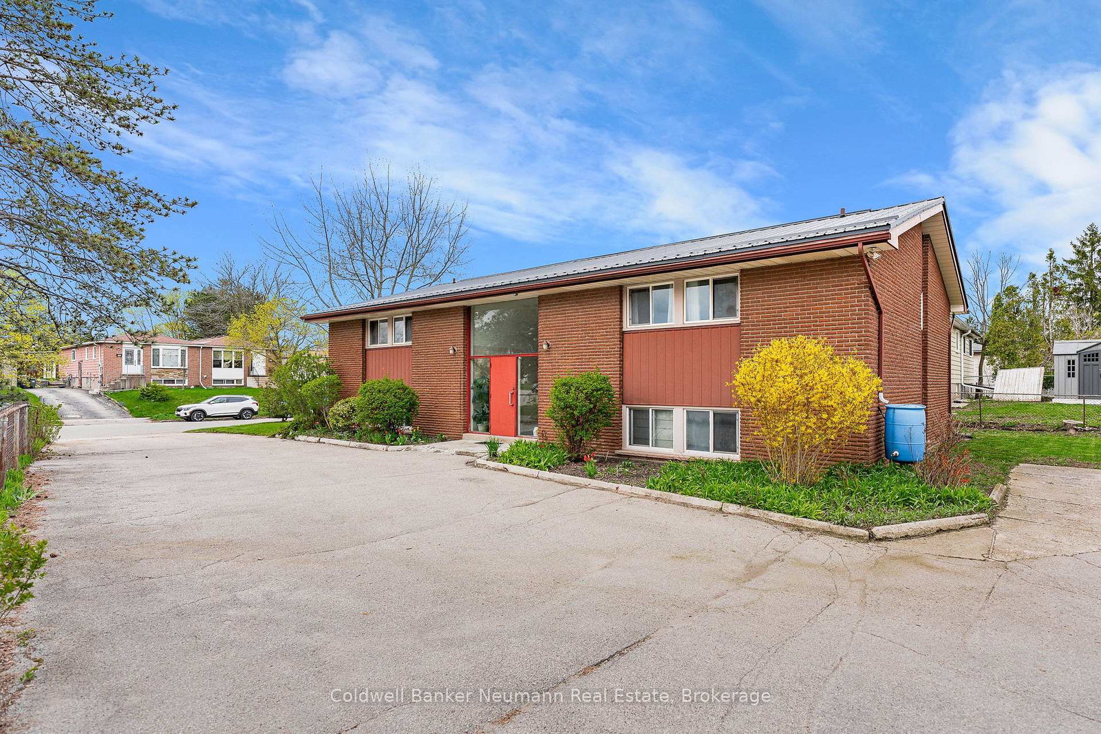 111-conroy-crescent-guelph-ontario-x13069884
