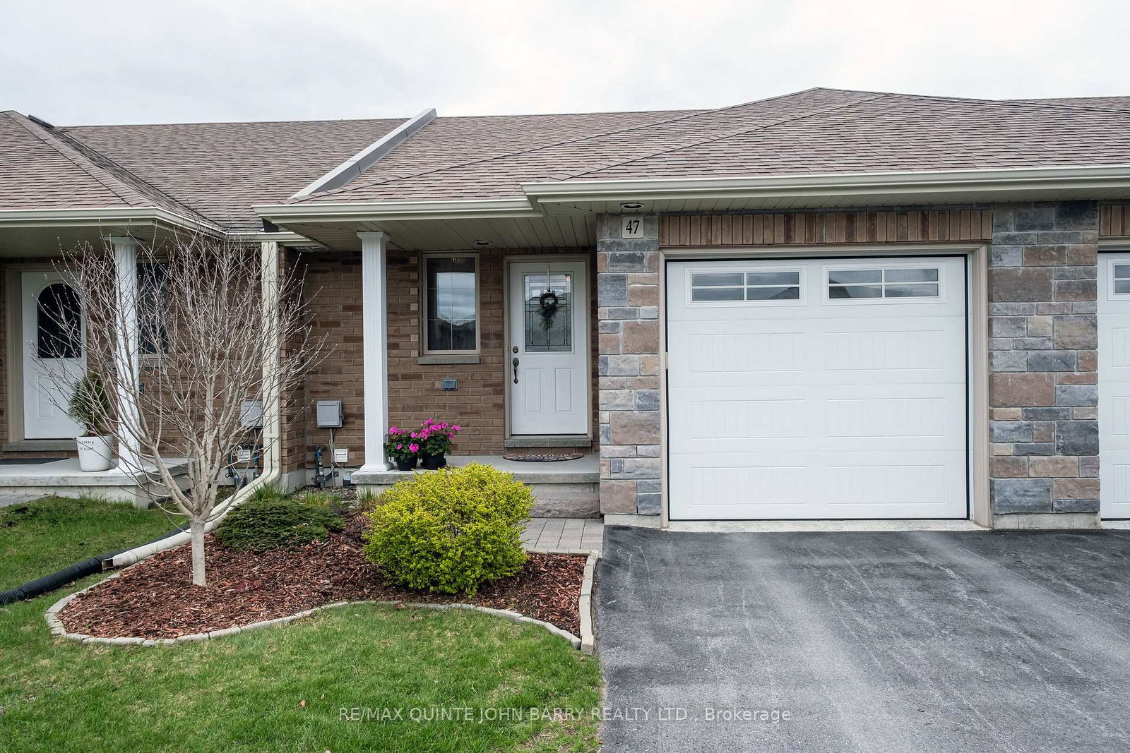 47-mcintosh-crescent-quinte-west-ontario-x13069898