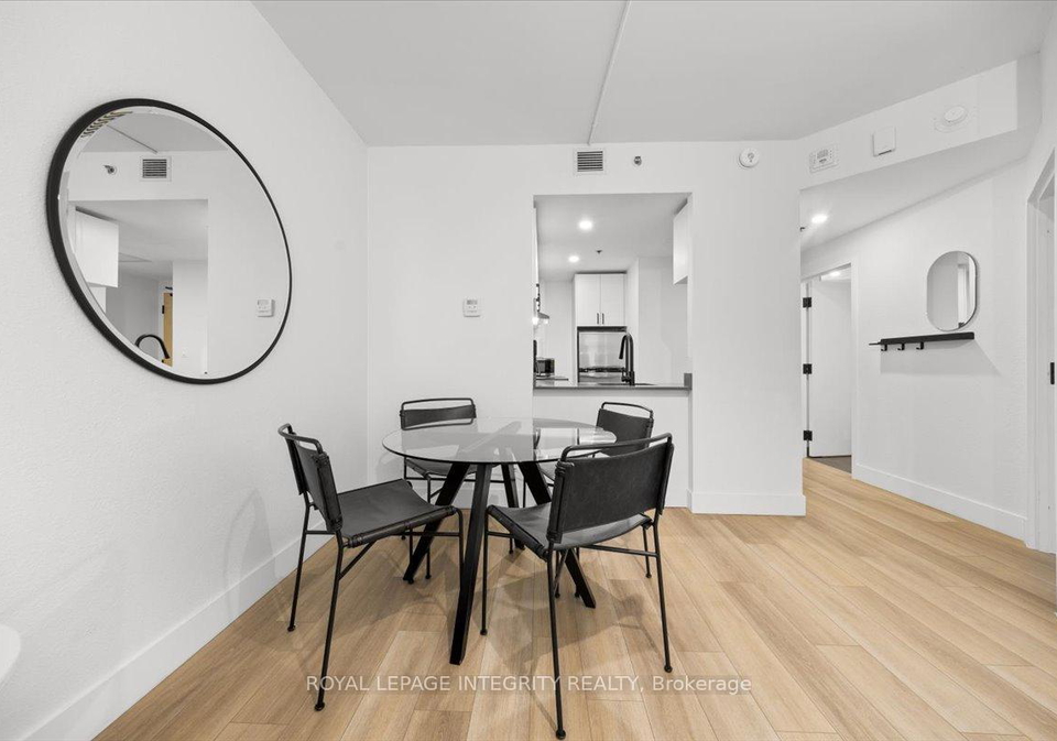 161-laurier-avenue-w-ottawa-ontario-x13069958