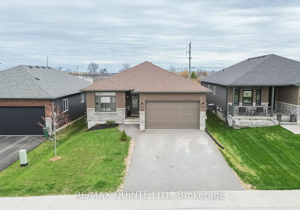 126-northumberland-boulevard-quinte-west-ontario-x13070032