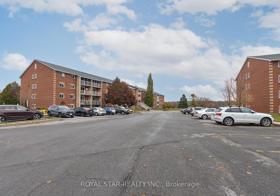 580-armstrong-road-kingston-ontario-x13070048