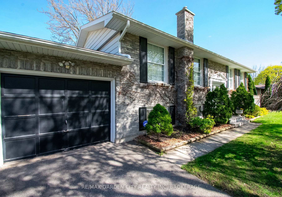 22-shetland-crescent-st-catharines-ontario-x13070208