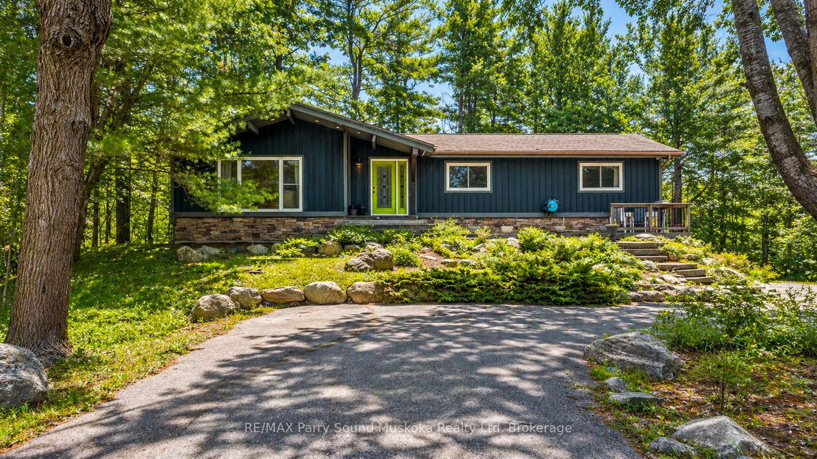 11-brenda-avenue-parry-sound-ontario-x13070506