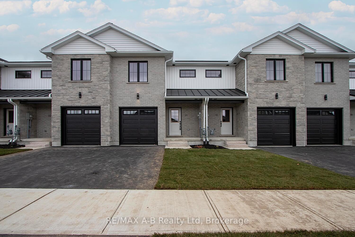 30-linda-drive-huron-east-ontario-x13070580