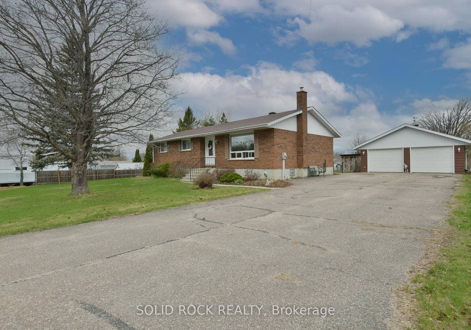 22-creek-street-whitewater-region-ontario-x13070650