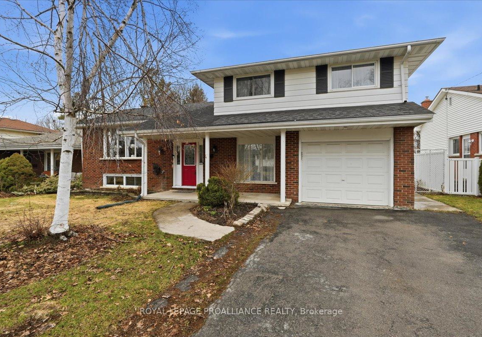 15-thorncliffe-drive-belleville-ontario-x13070804