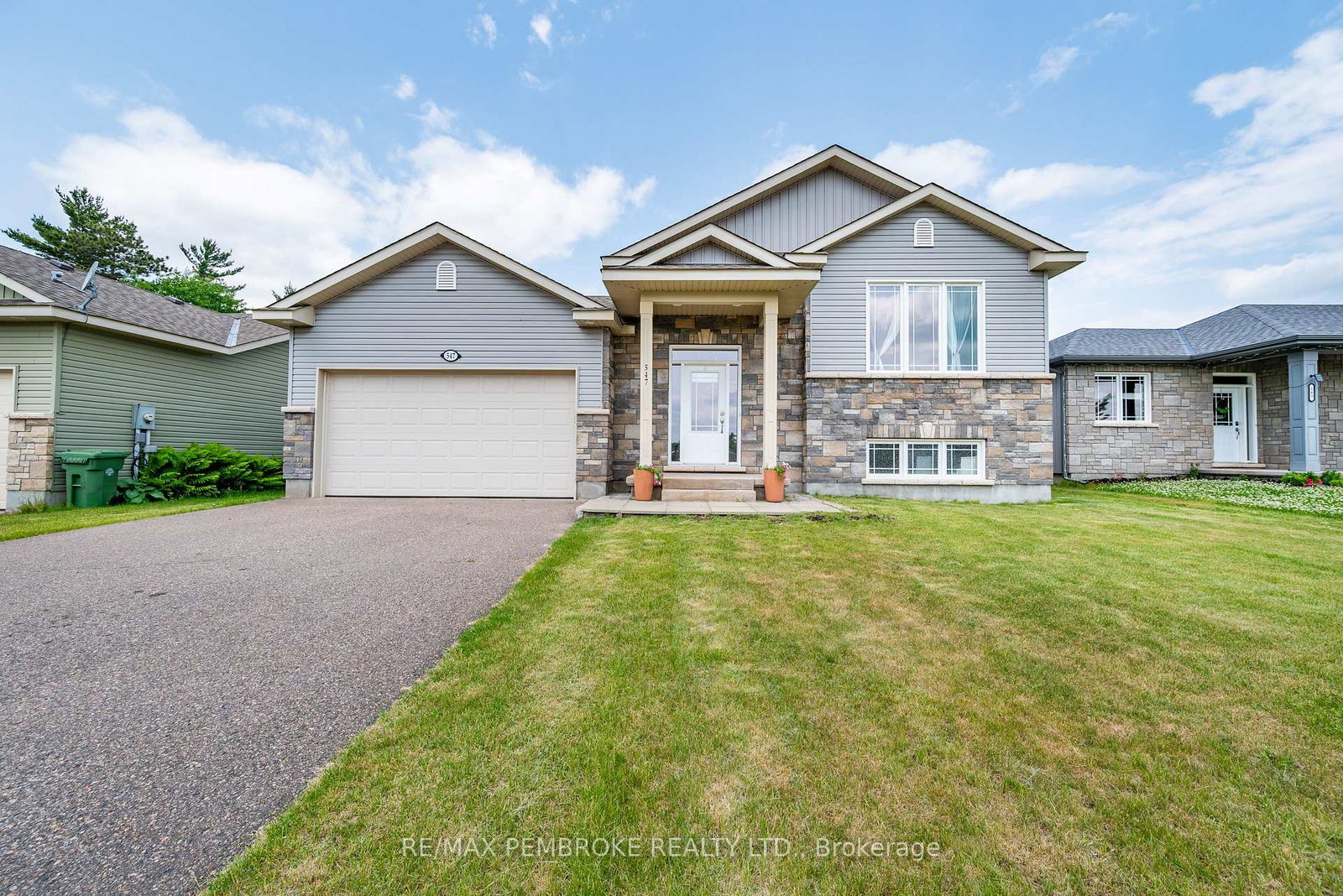 547-gardner-crescent-petawawa-ontario-x13070824