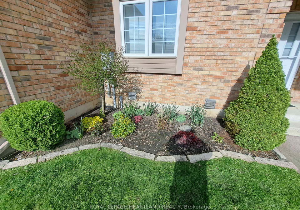 10-brookside-place-south-huron-ontario-x13070828