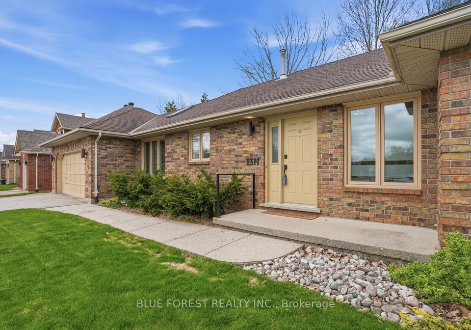 1311-aldersbrook-road-london-north-ontario-x13070832