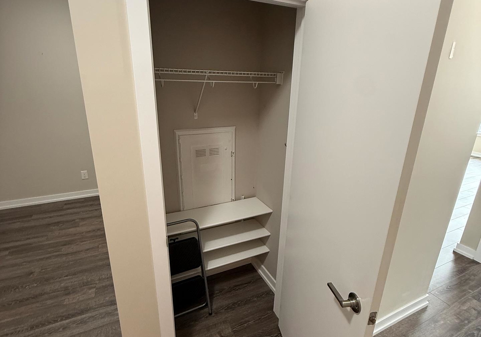 40-esplanade-lane-grimsby-ontario-x13070866