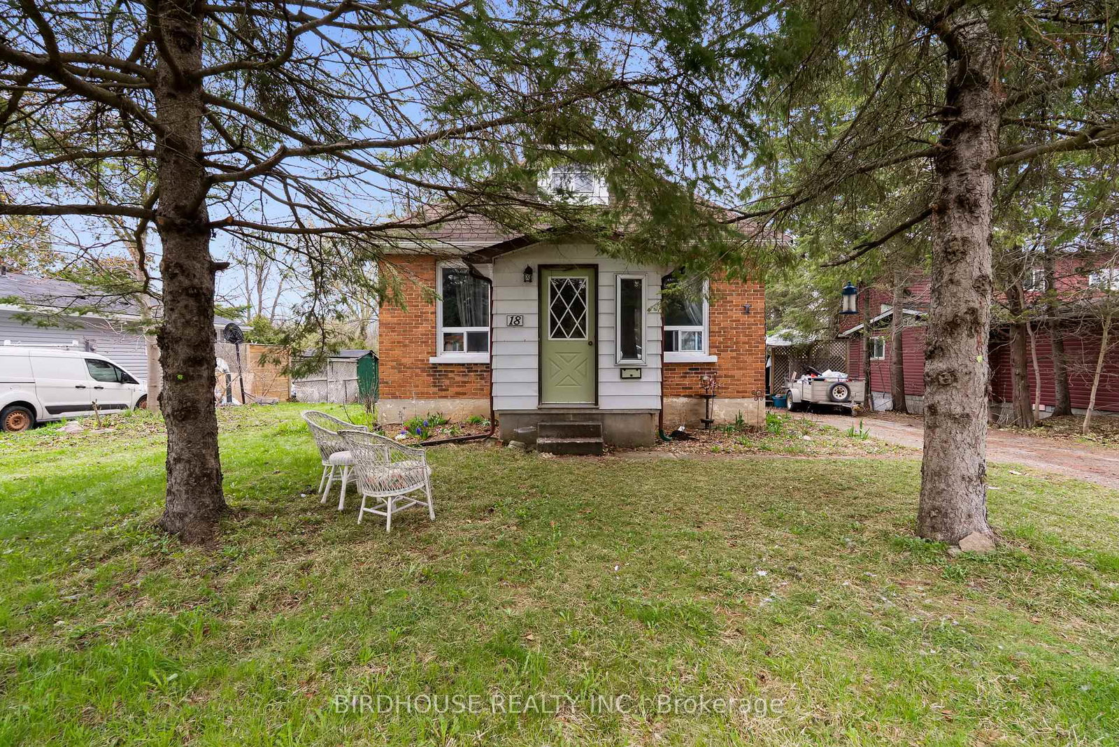 18-water-street-kawartha-lakes-ontario-x13071104
