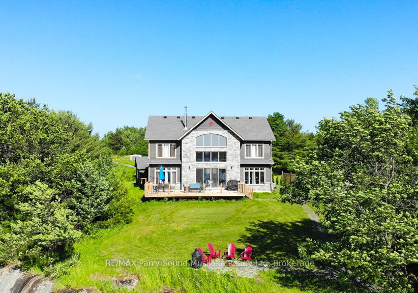 730-124-highway-mckellar-ontario-x13071232