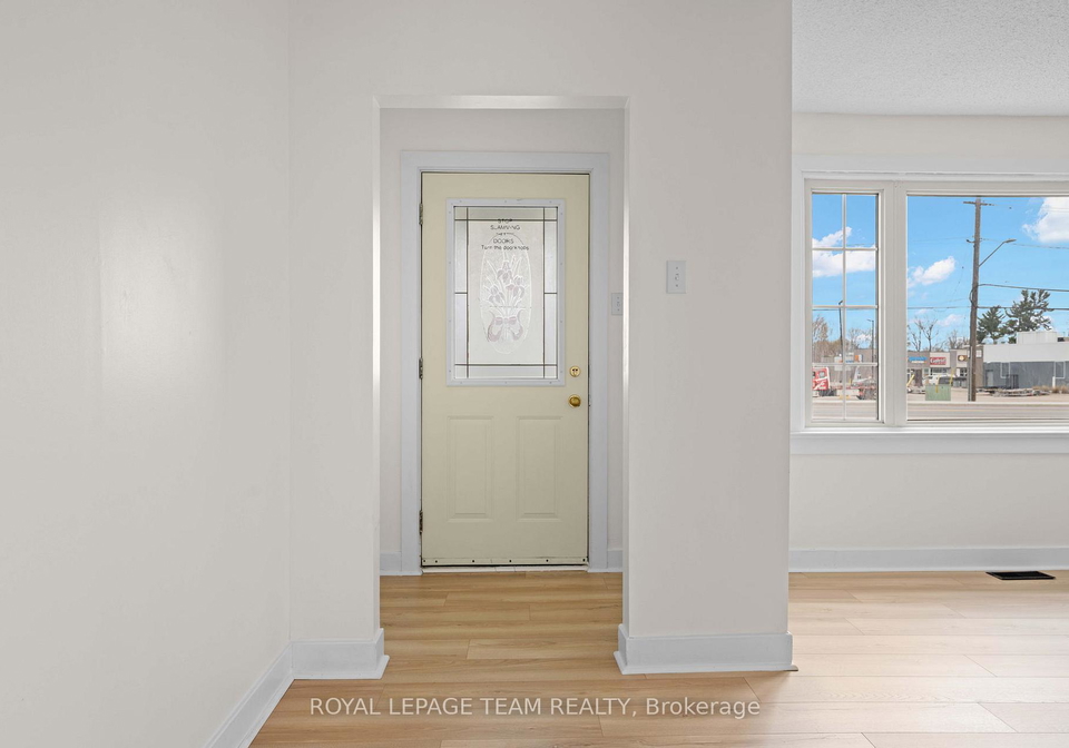 258-daniel-street-south-arnprior-ontario-x13071262