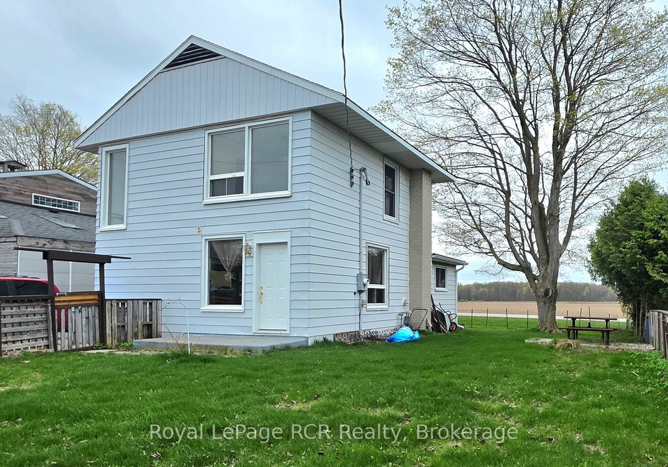 10-quebec-road-huron-east-ontario-x13071300