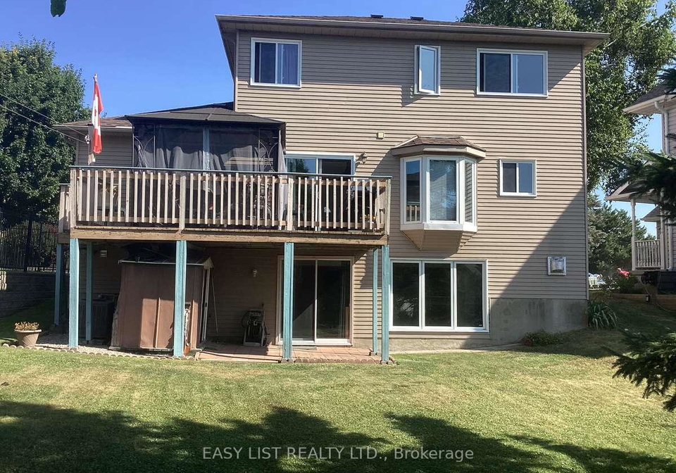 601-macdonald-drive-gananoque-ontario-x13071532