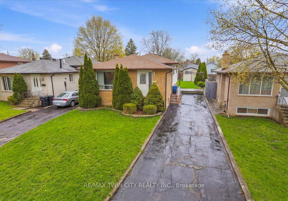43-faial-road-cambridge-ontario-x13071572