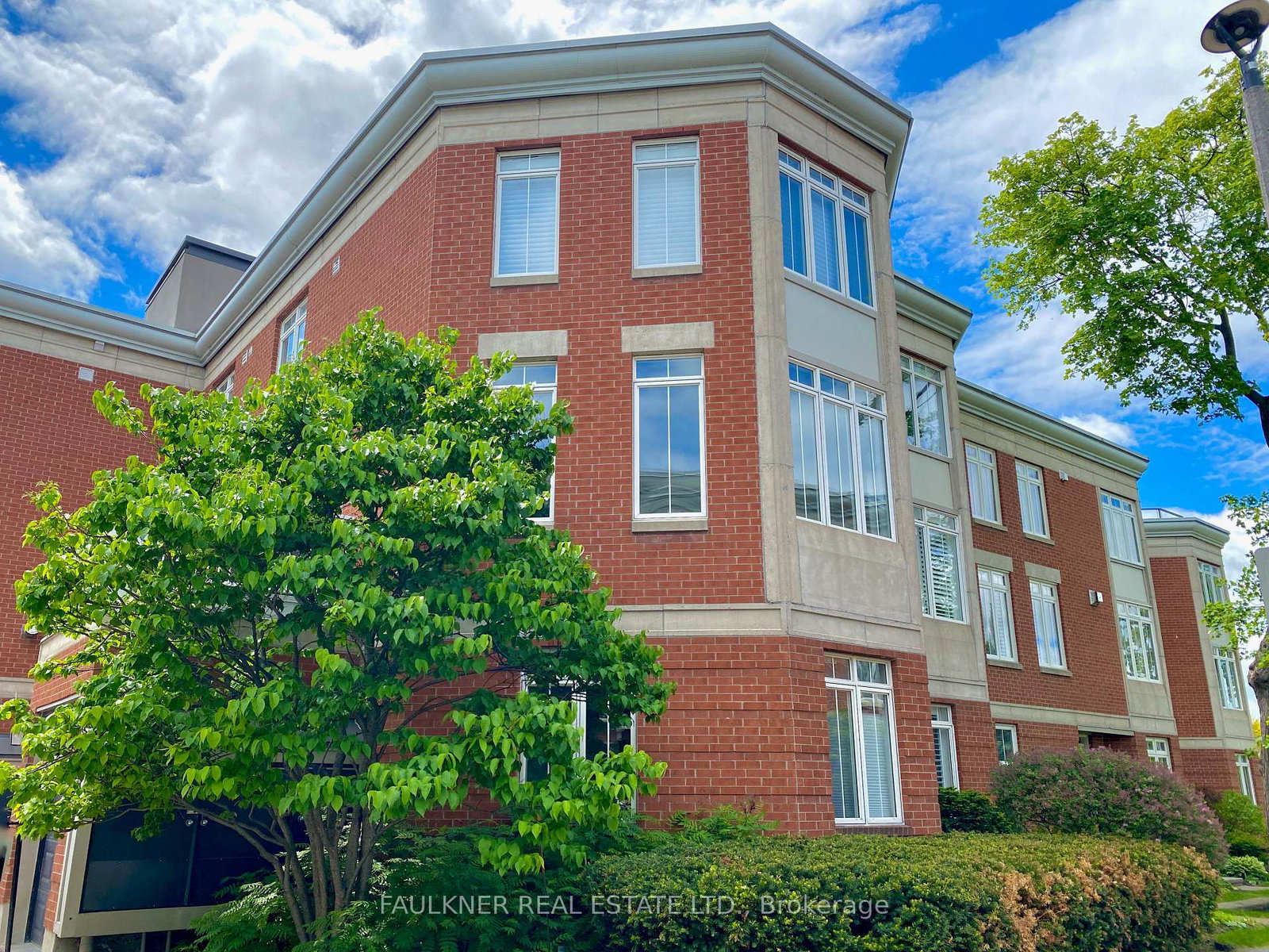 51-kings-landing-private-ottawa-ontario-x13071748