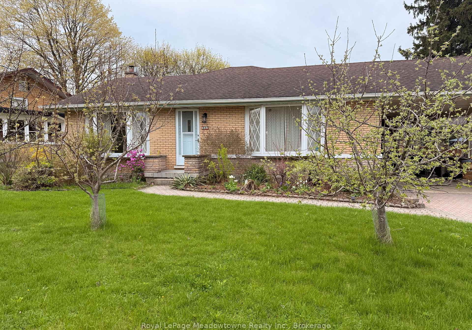 237-woodhaven-road-kitchener-ontario-x13071794