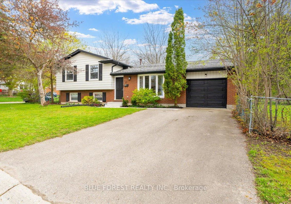 35-rollscourt-gardens-london-north-ontario-x13071870