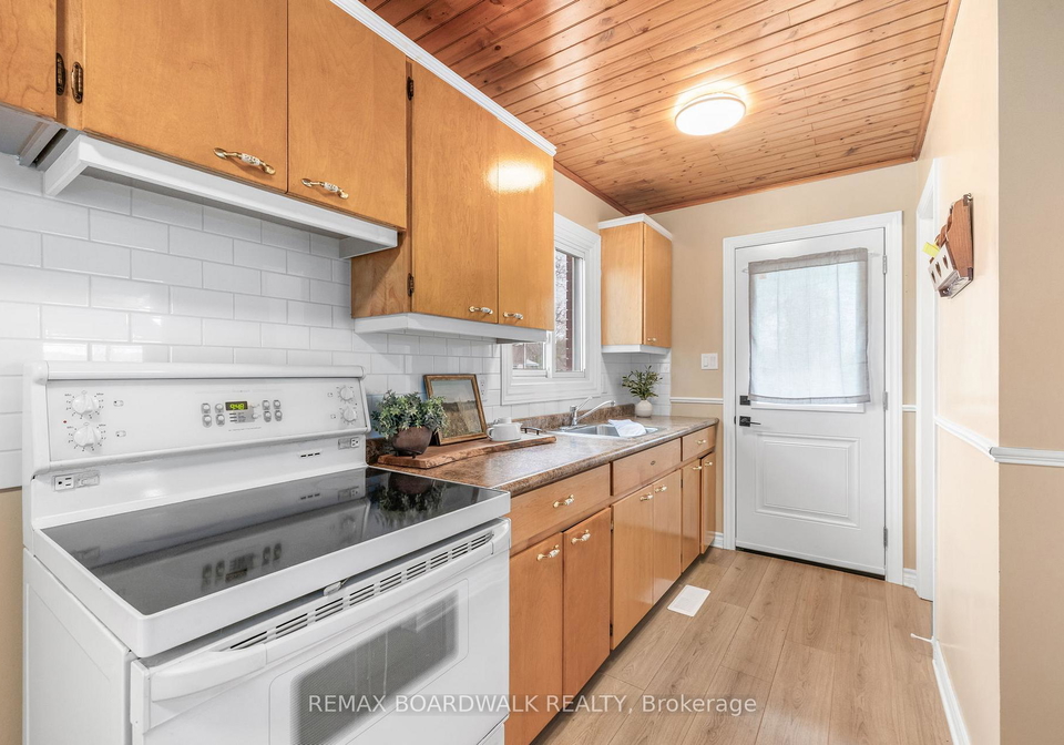 52-george-avenue-perth-ontario-x13071956