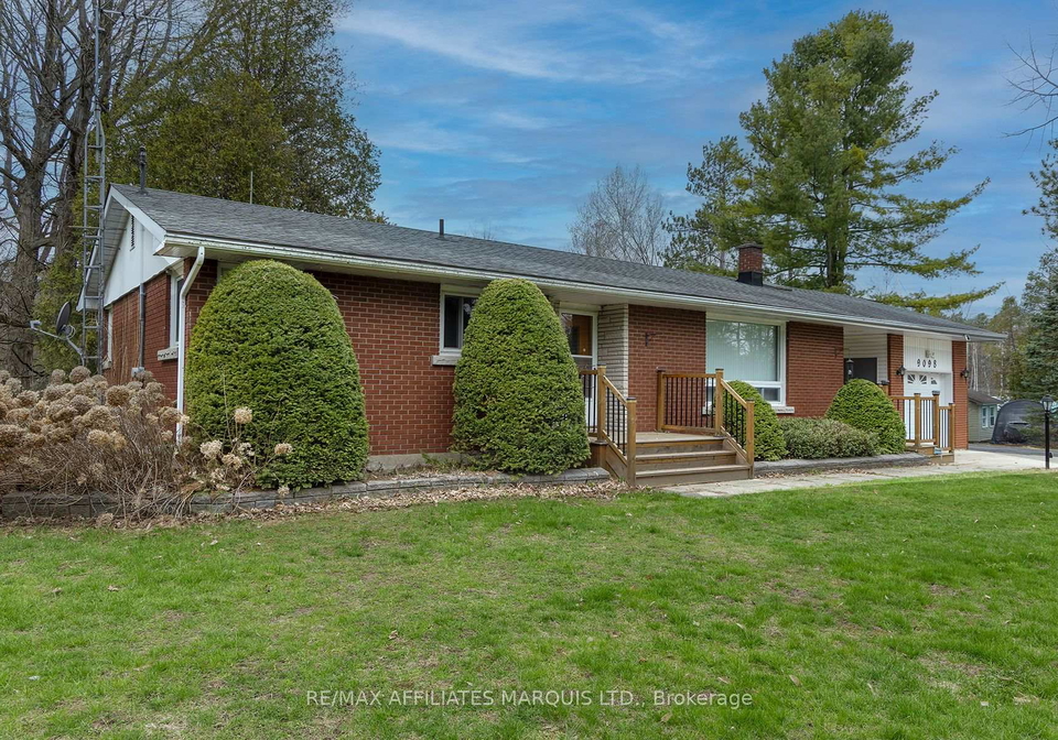 9098-county-road-44-edwardsburghcardinal-ontario-x13072196