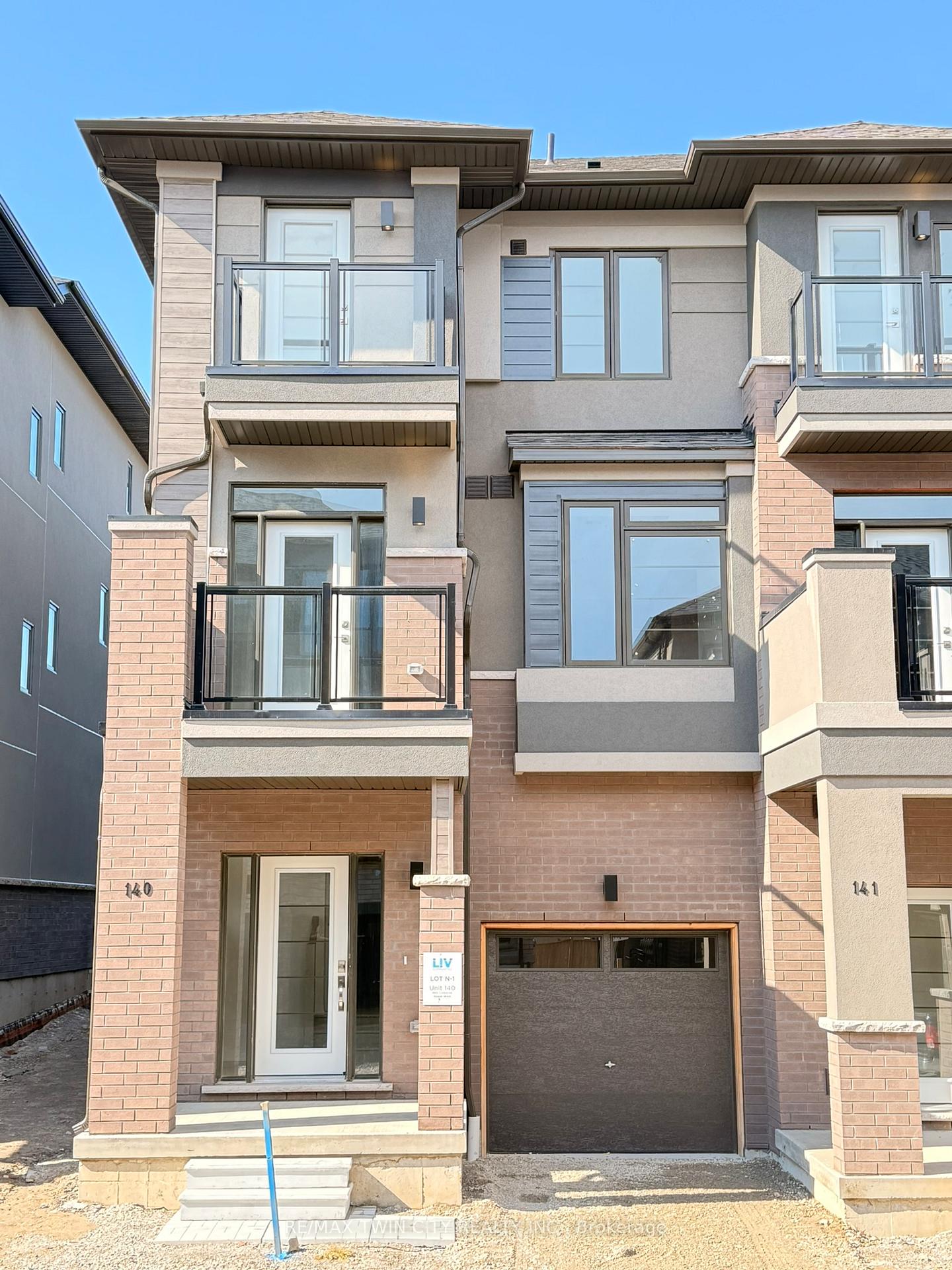 660-colborne-street-w-brantford-ontario-x13072446