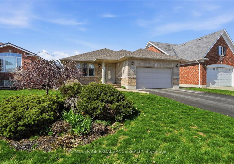 6-boyce-court-belleville-ontario-x13072504