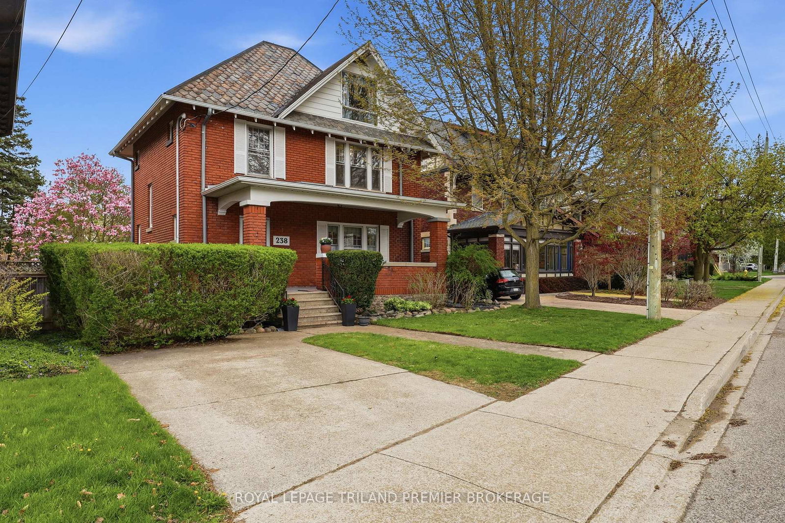 238-ridout-street-s-london-south-ontario-x13072652